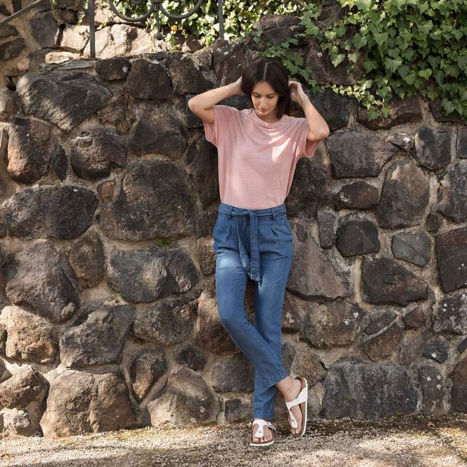 product photo 9 of 12