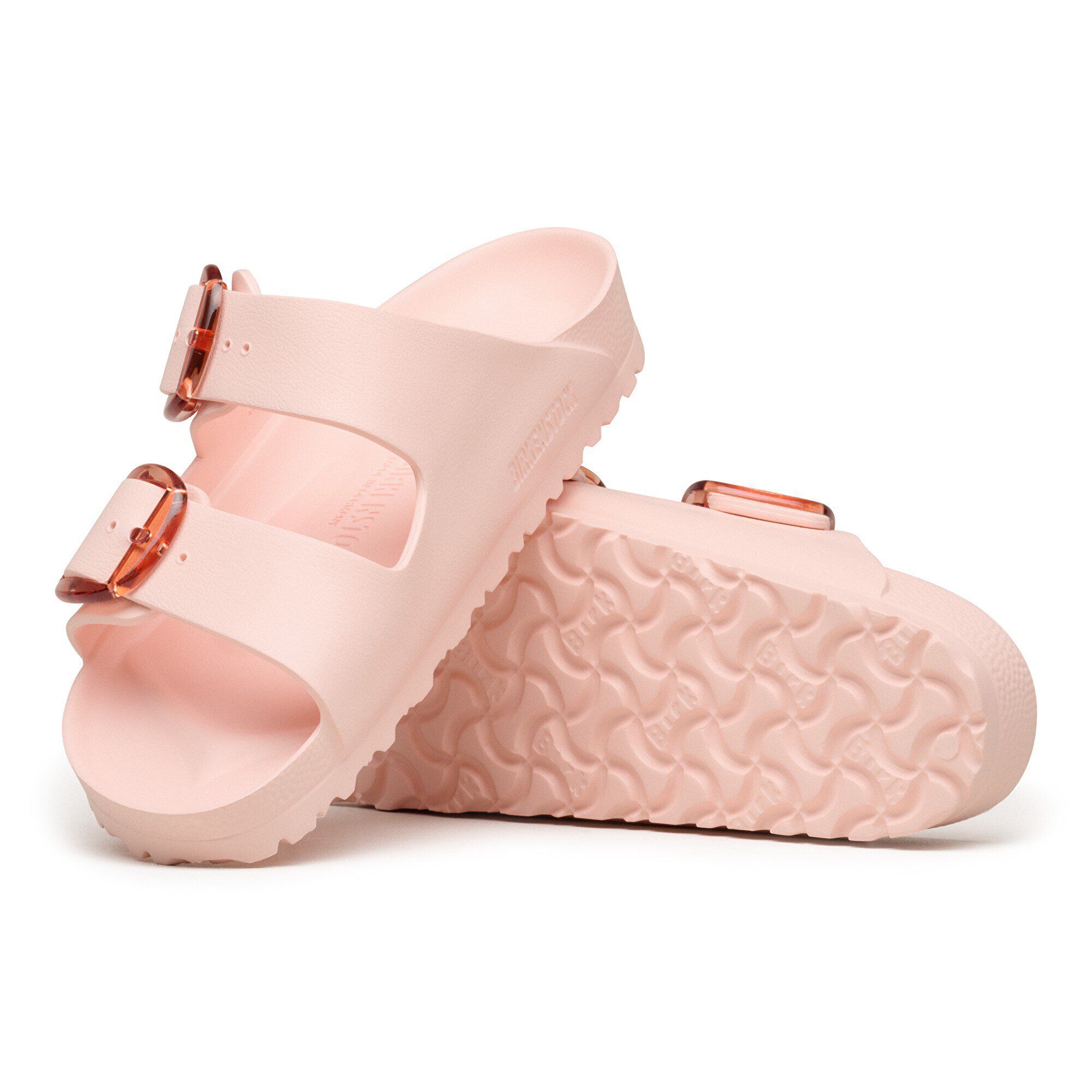   with outer sole details