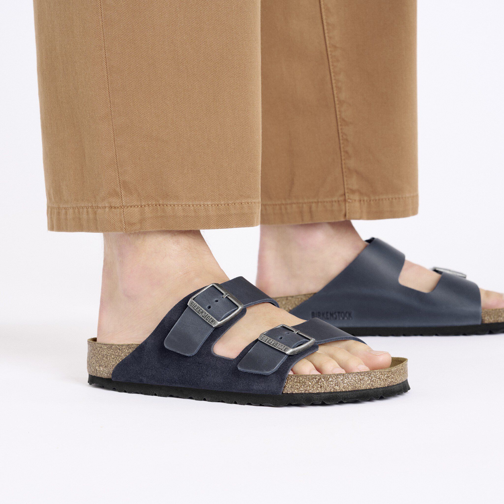 Arizona Mixed Leather in Color Midnight Blue | BIRKENSTOCK US