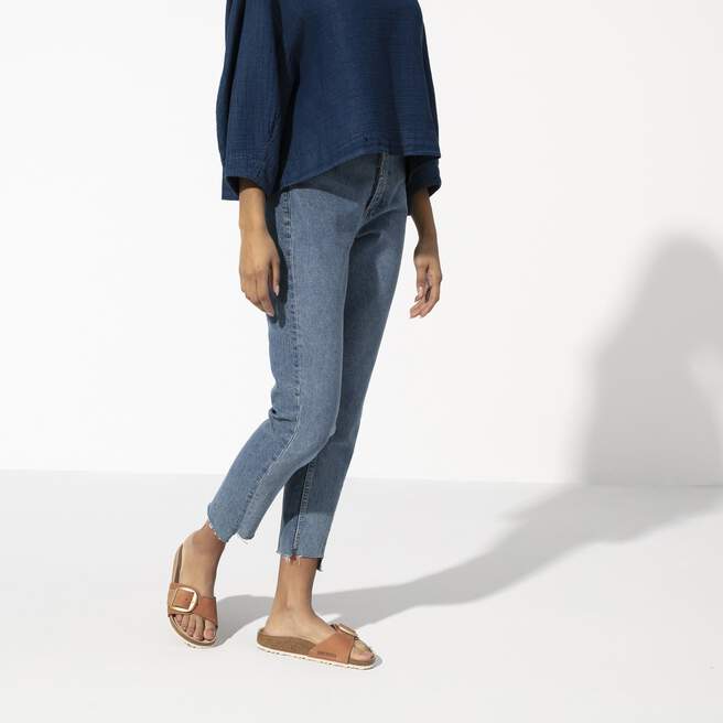 Madrid Big Buckle Nubuck Leather