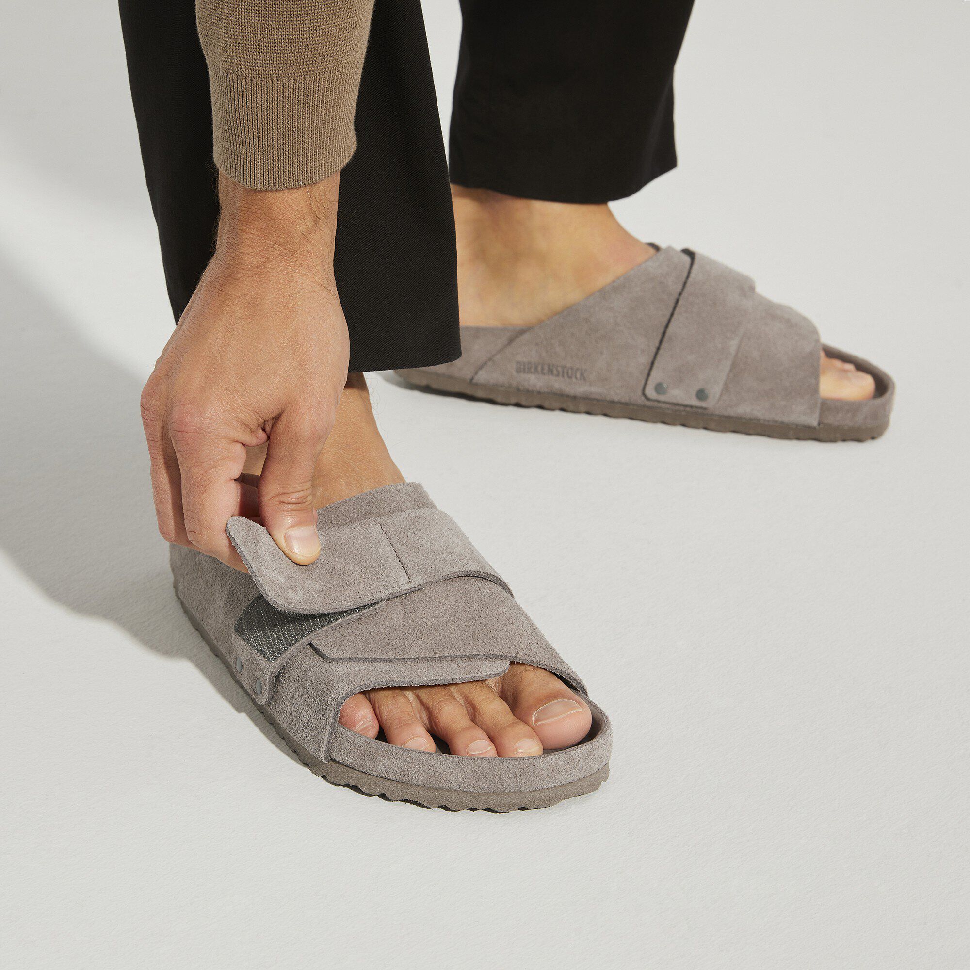靴 BIRKENSTOCK KYOTO Exquisite gray taupe Birkenstock New w/ Box Kyoto Gray Taupe Suede Leather
