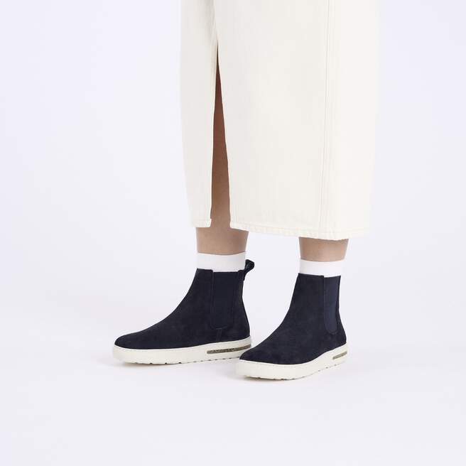 Bend Chelsea Suede Leather