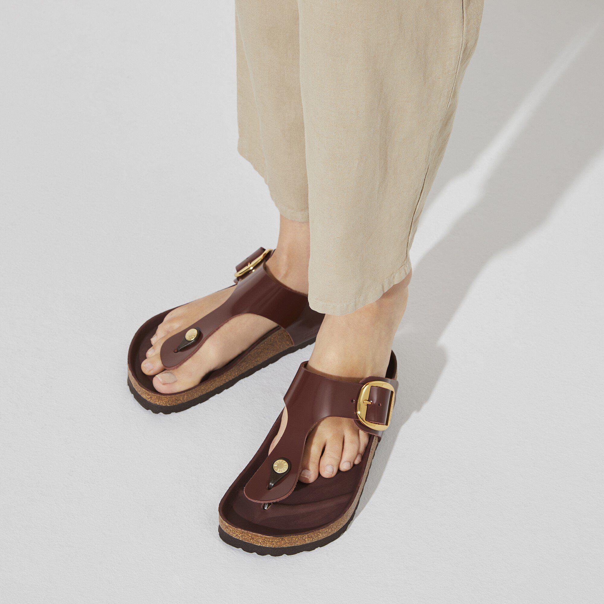 Gizeh Big Buckle Cuir naturel verni