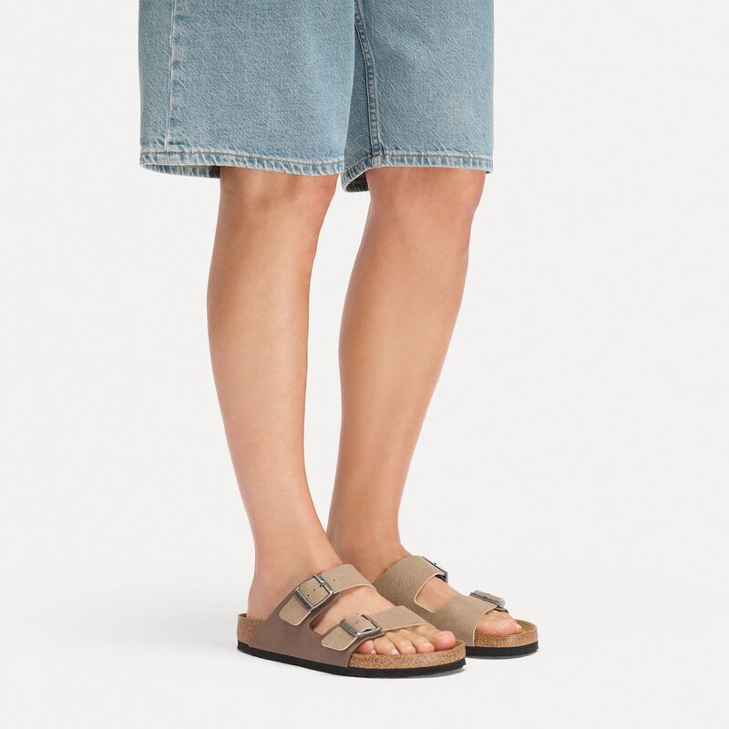 BIRKENSTOCK Arizona Mixed Synthetics Taupe/Mocha Soft Footbed detail