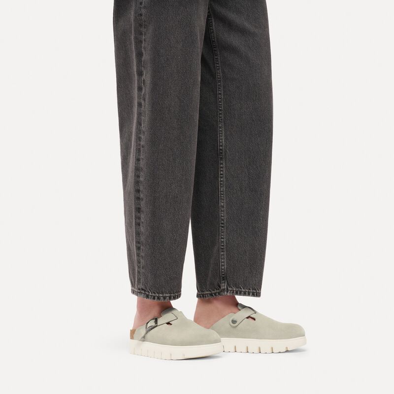 BIRKENSTOCK Boston Chunky Suede Leather Oyster City Comfort detail