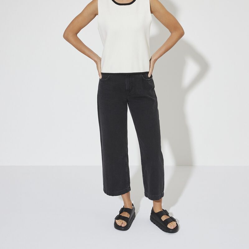 BIRKENSTOCK Milano Chunky Natural Leather Black Soft Sole detail
