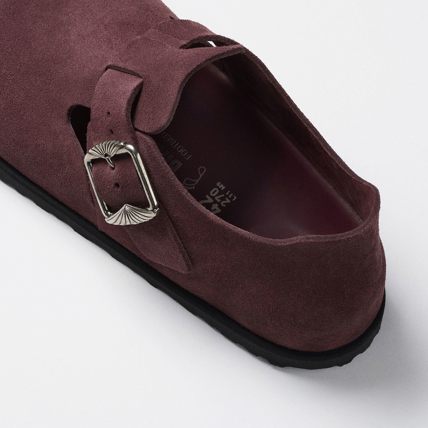 1774 London Suede Smooth Leather Close-up view showing material detail