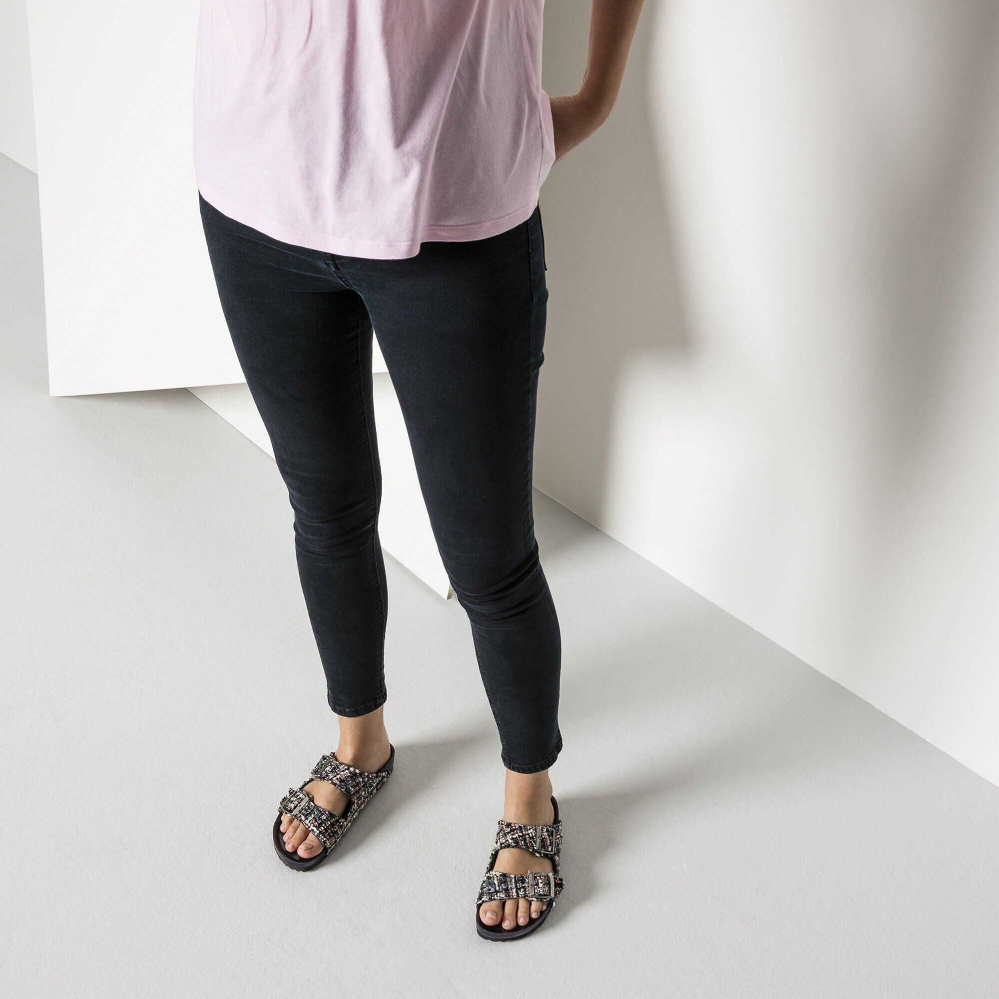 Arizona Suede Leather/Textile with a female model