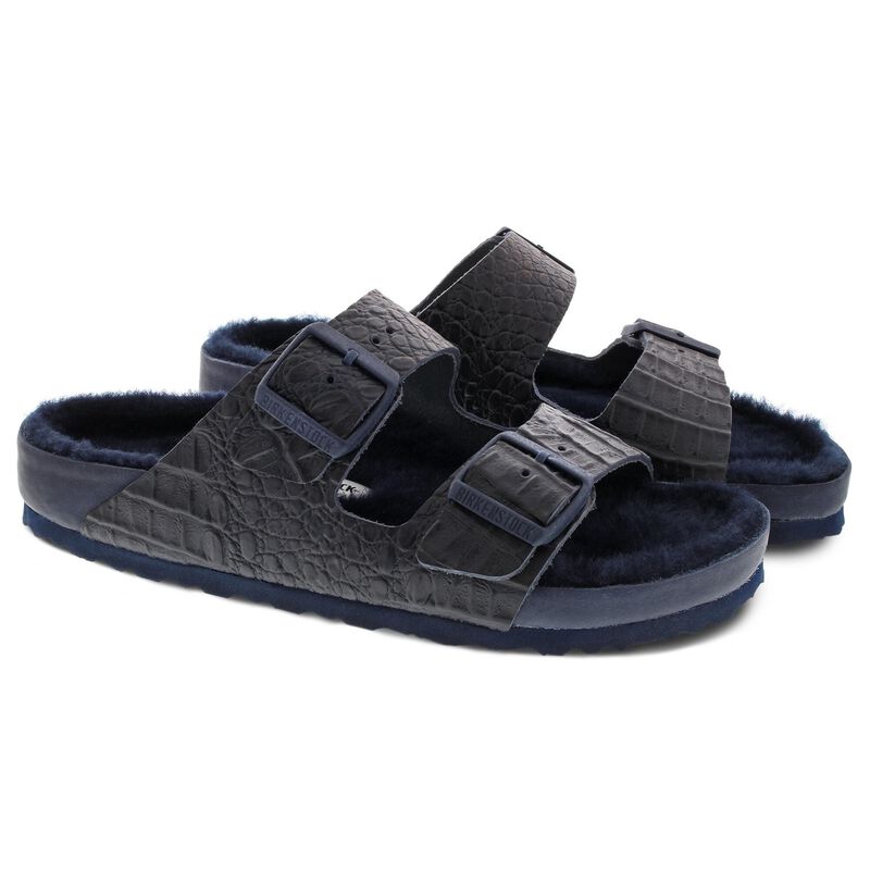 BIRKENSTOCK Arizona Natural Leather Croco Navy Soft Sole detail