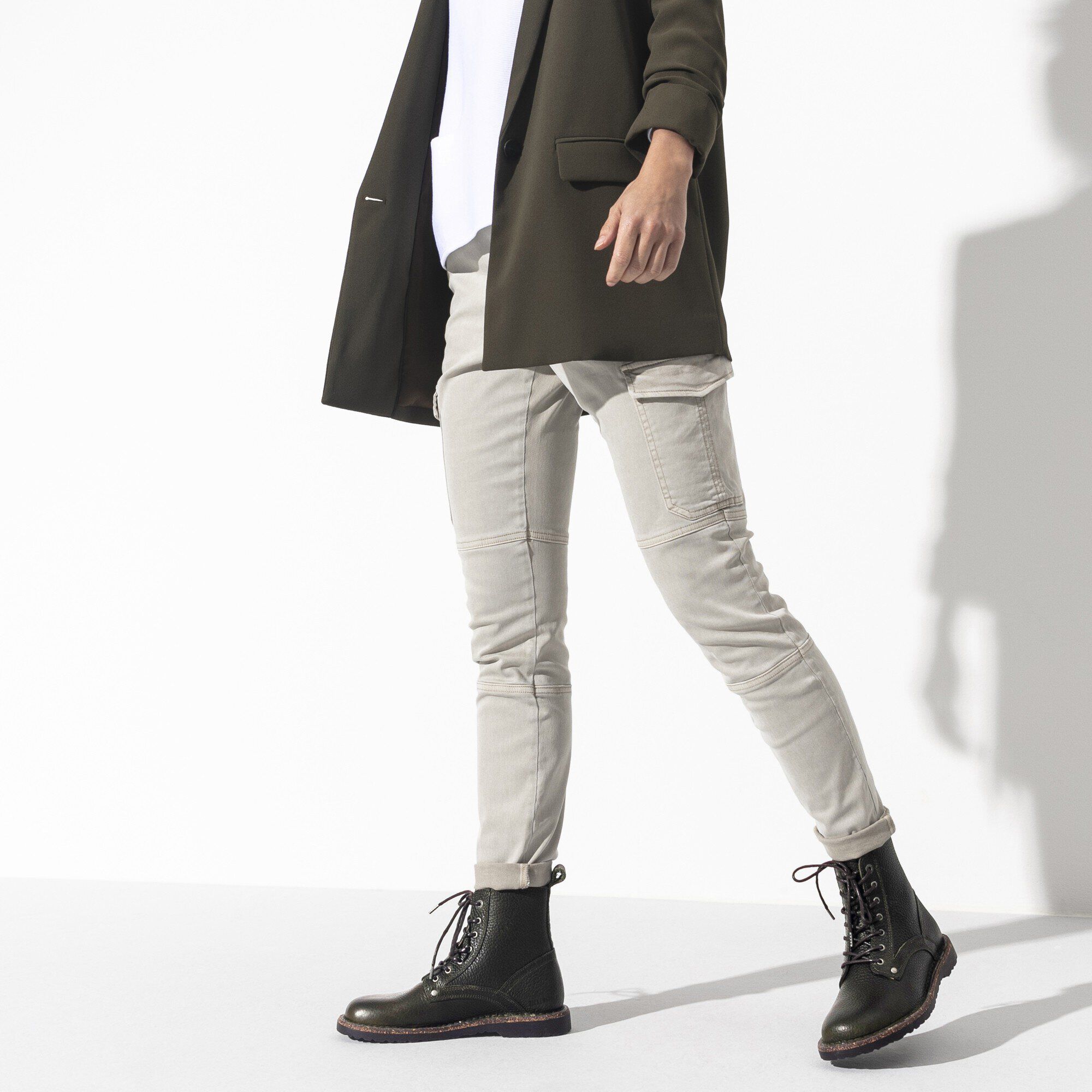 Bryson Natural Leather