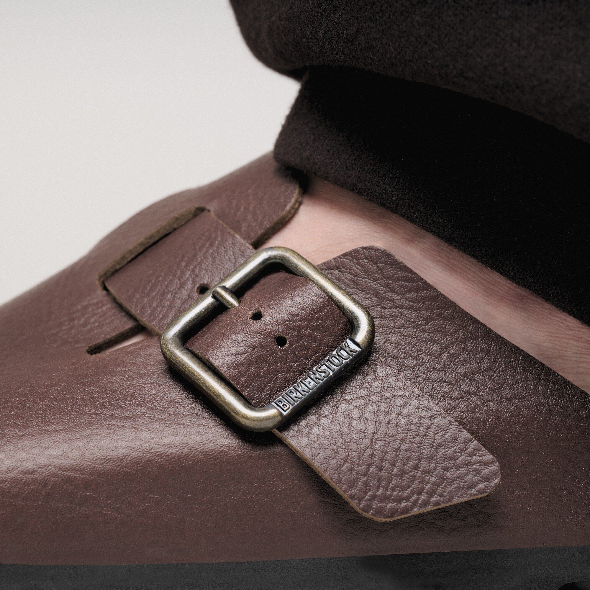 Boston Wire Buckle Leather Close-up with a male model