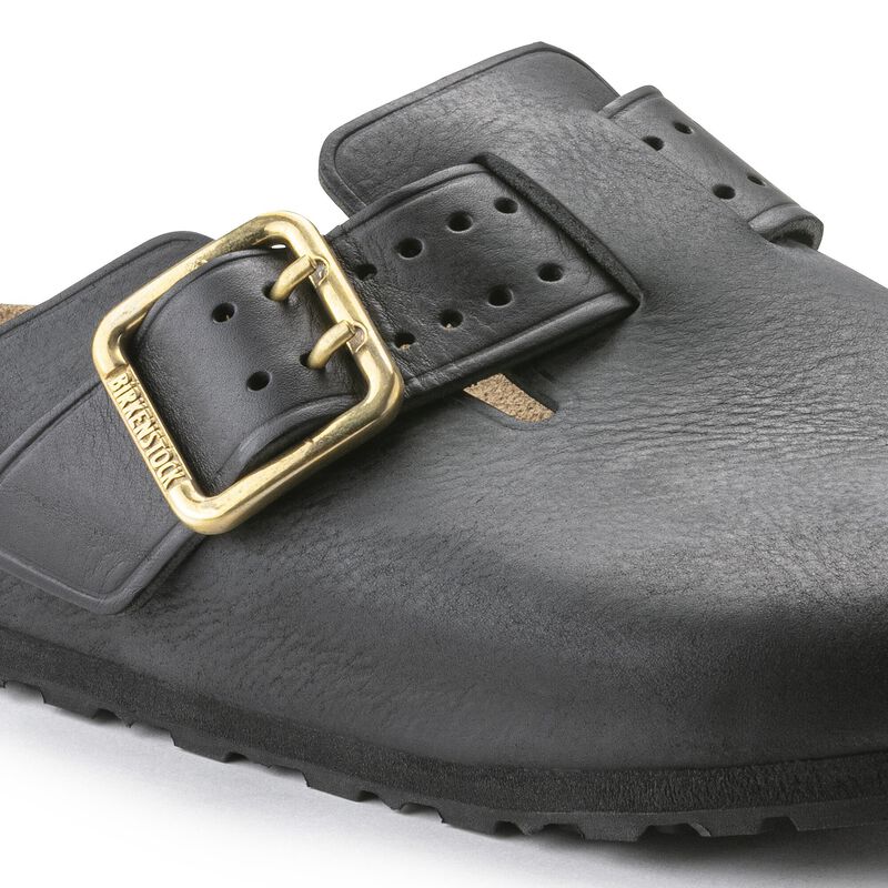 BIRKENSTOCK Boston Bold Natural Leather Black Soft Footbed detail