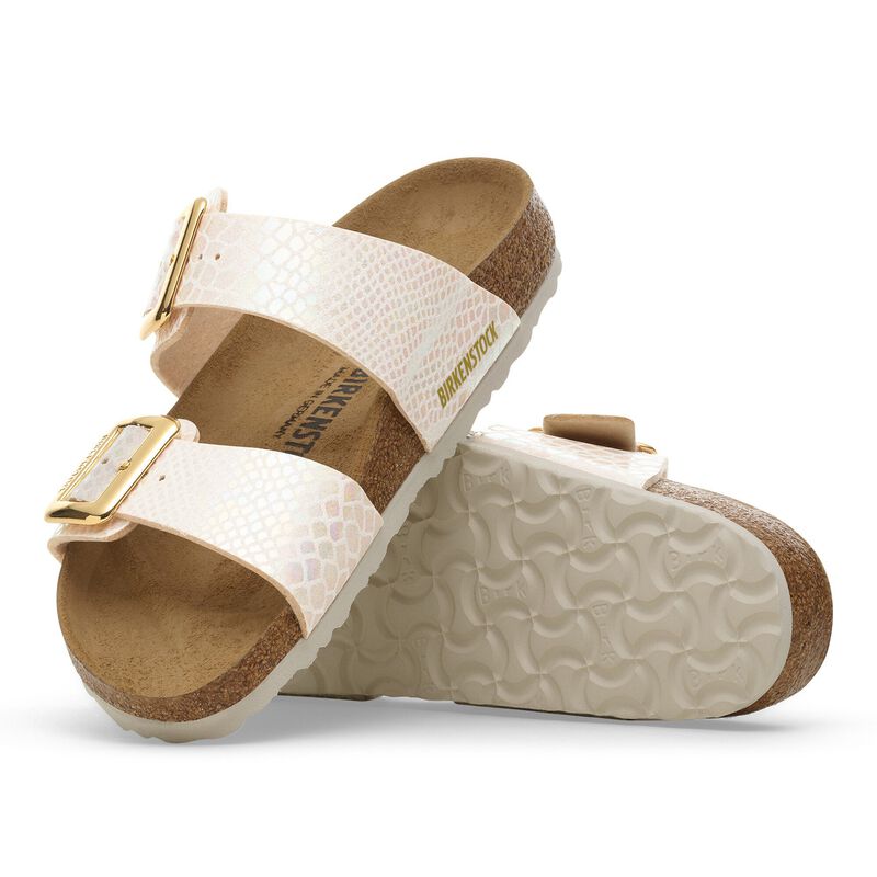 BIRKENSTOCK Sydney Cushion Buckle Synthetik Shiny Snake Cream Classic Fit detail