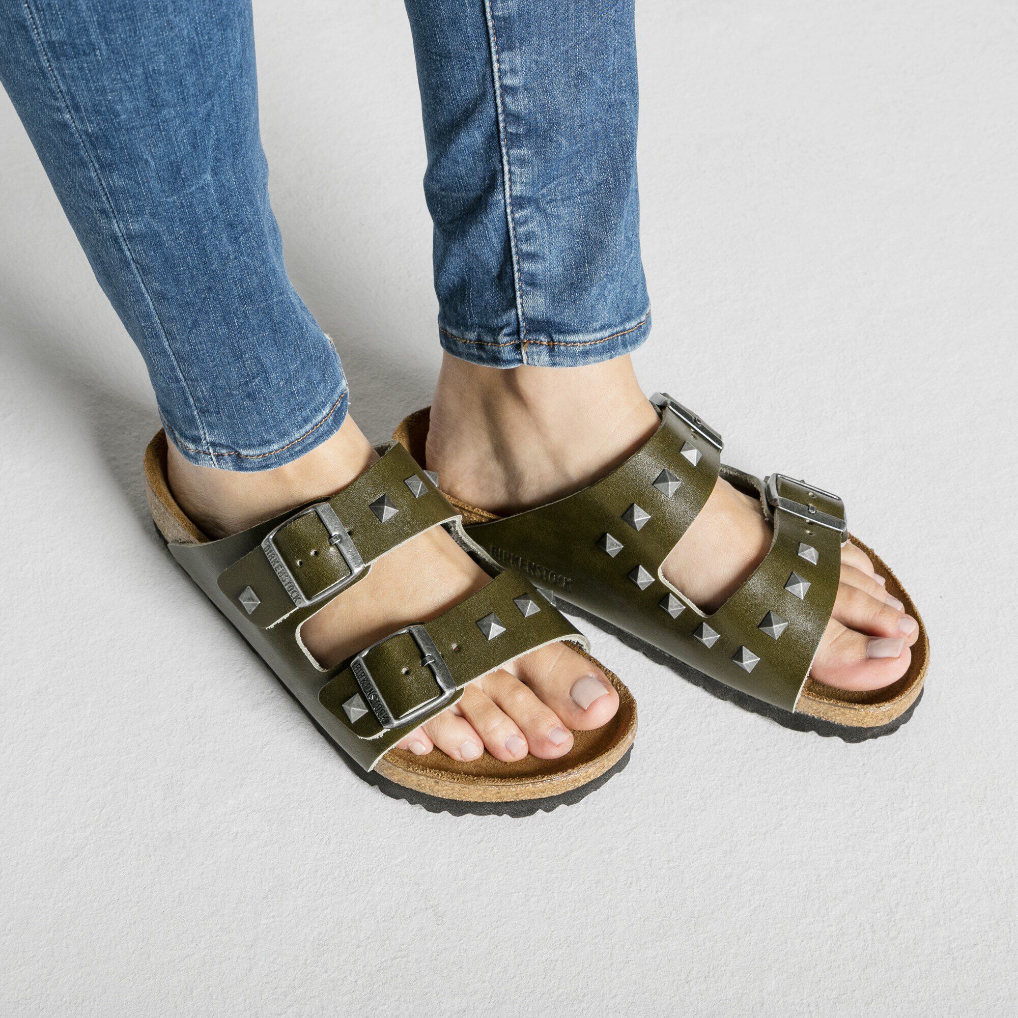 Arizona Leather Close-up with a female model