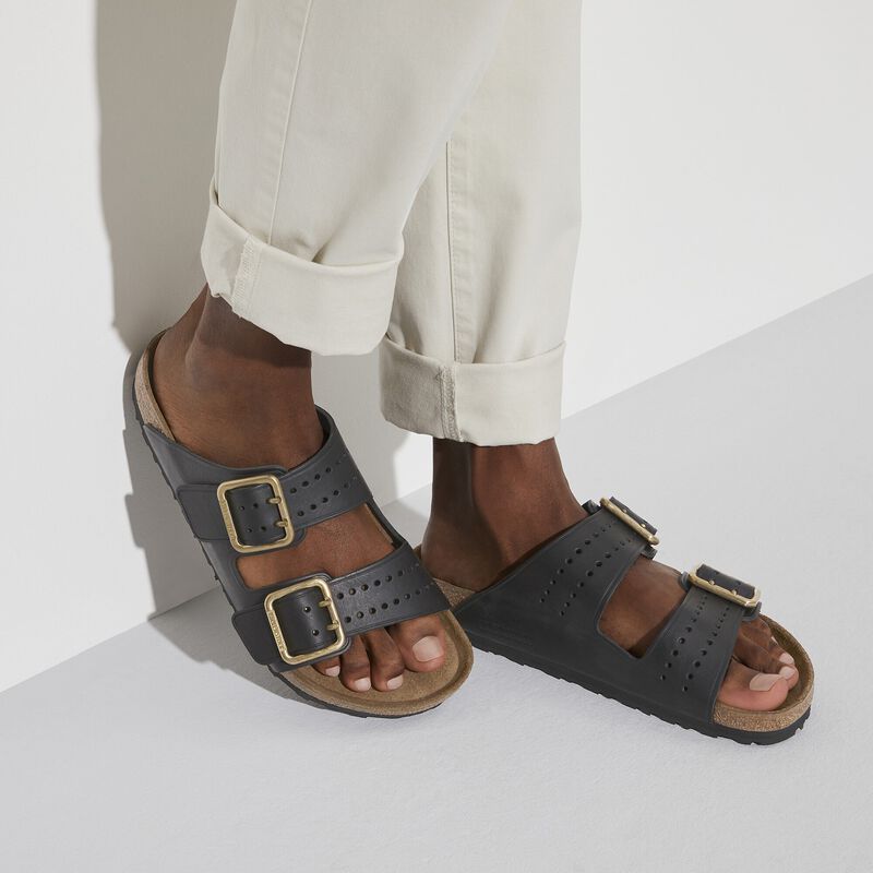 BIRKENSTOCK Arizona Bold Natural Leather Black Soft Footbed detail