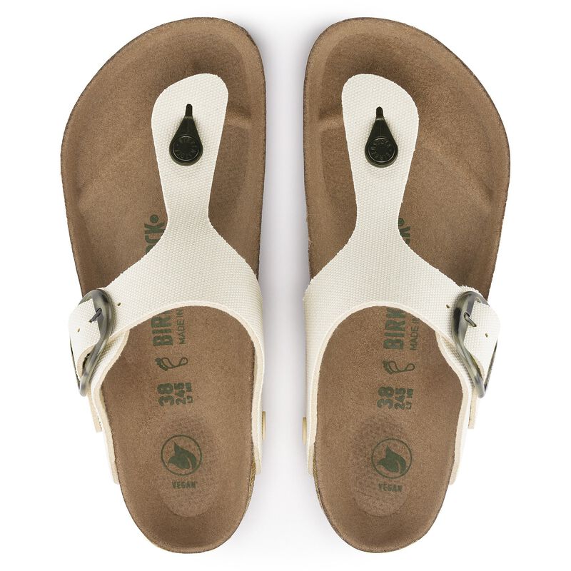 BIRKENSTOCK Gizeh Vegan Big Buckle Textile Eggshell Soft Sole detail