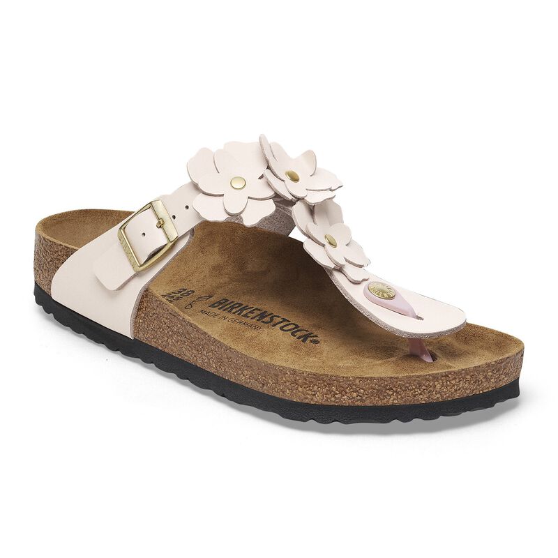 BIRKENSTOCK Gizeh Flower Embellishment Natural Leather Black Lounge Fit detail