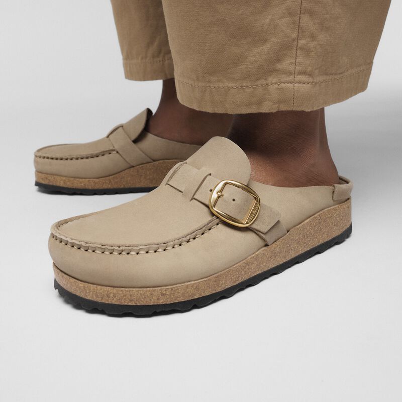 BIRKENSTOCK Buckley Natural Leather Oiled Tobacco Brown Soft Footbed detail