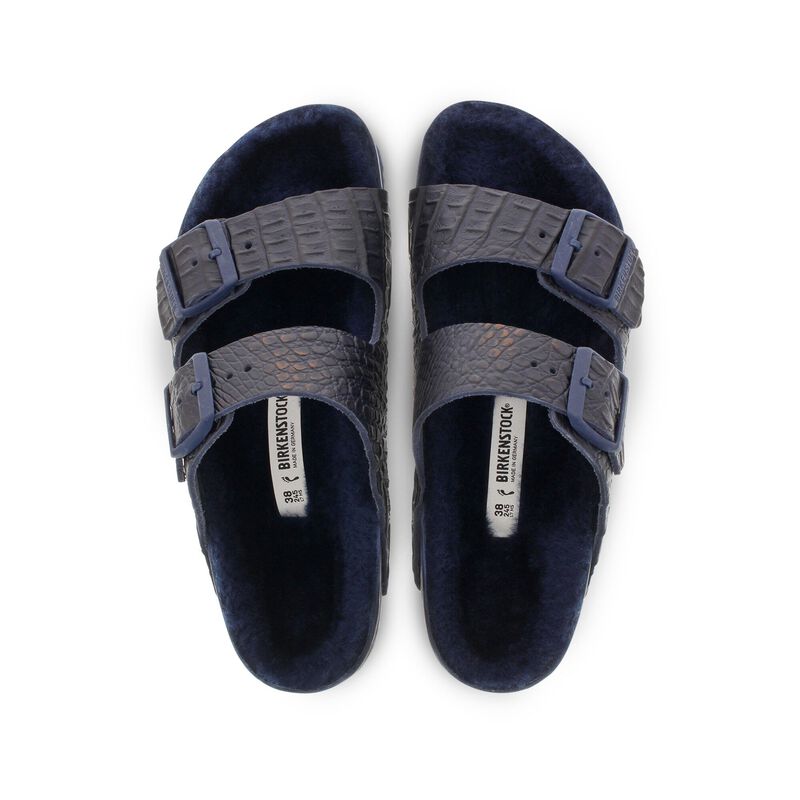 BIRKENSTOCK Arizona Natural Leather Croco Navy Soft Sole detail