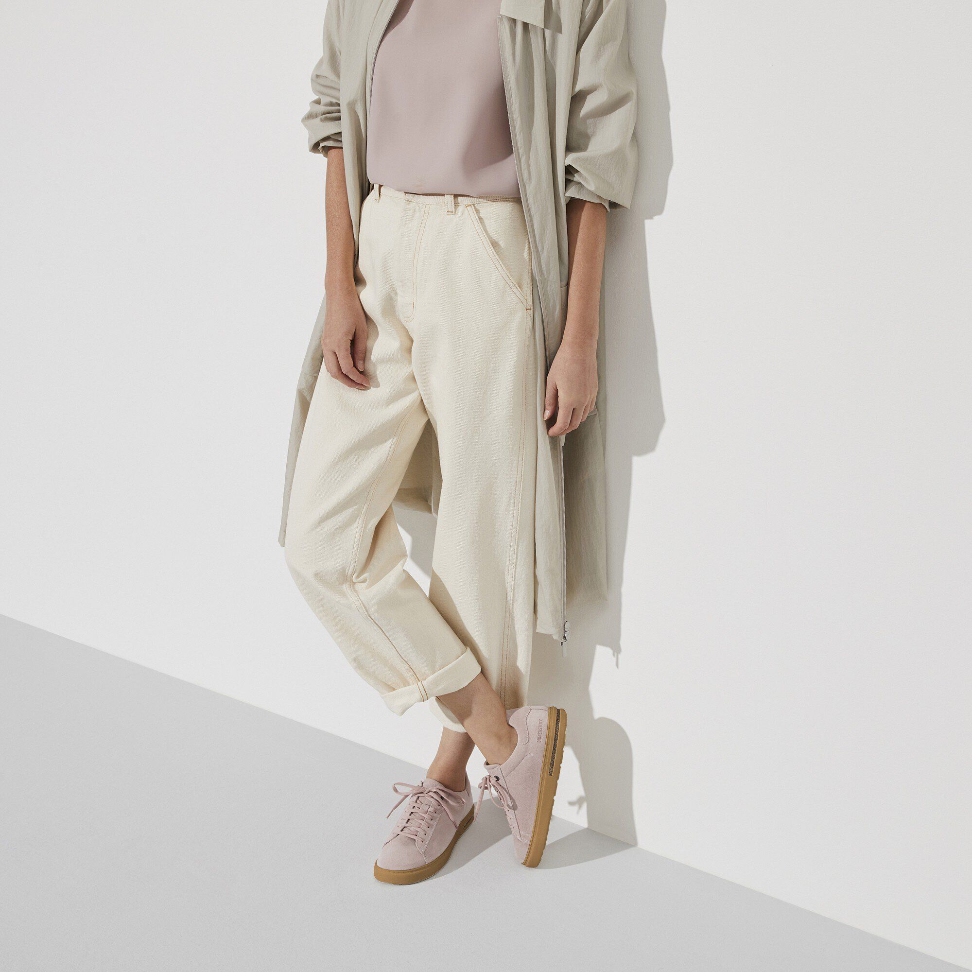 Bend Low Suede Leather