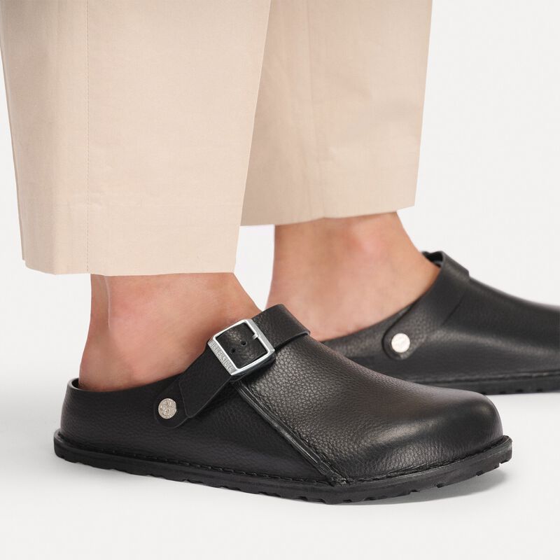 BIRKENSTOCK Lutry Premium Natural Leather Black Soft Sole detail