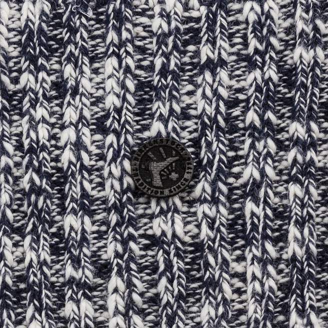 product photo 4 of 6