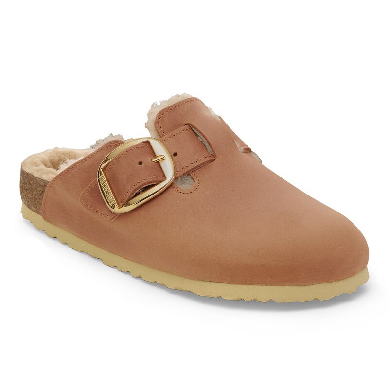 BIRKENSTOCK Boston Big Buckle Shearling Natural Leather Oiled Tobacco Brown Soft Sole detail