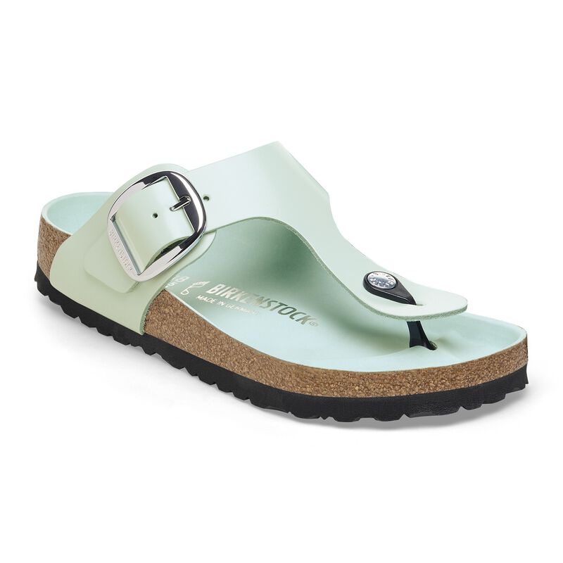 BIRKENSTOCK Gizeh Big Buckle Natural Leather Patent High Shine Black Lounge Fit detail