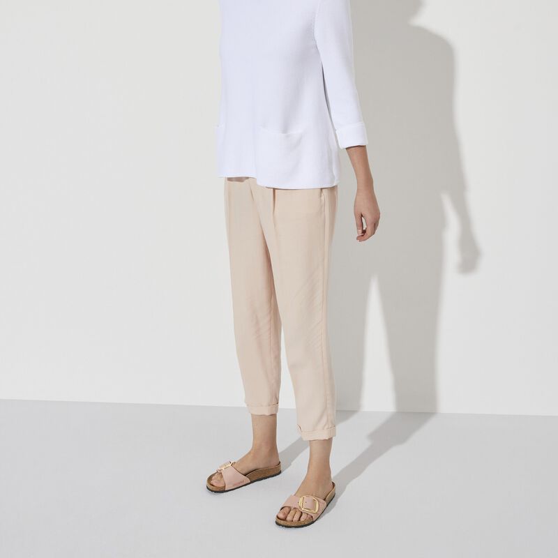 BIRKENSTOCK Madrid Big Buckle Nubuck Leather Old Rose Soft Footbed detail