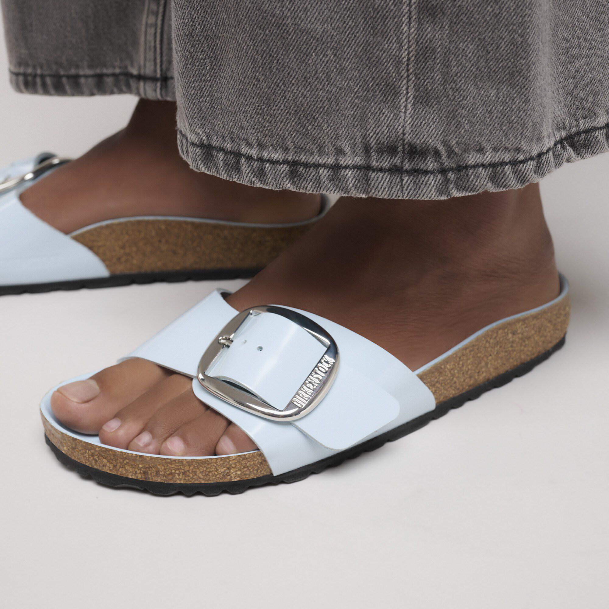 Madrid Big Buckle Natural Leather Patent