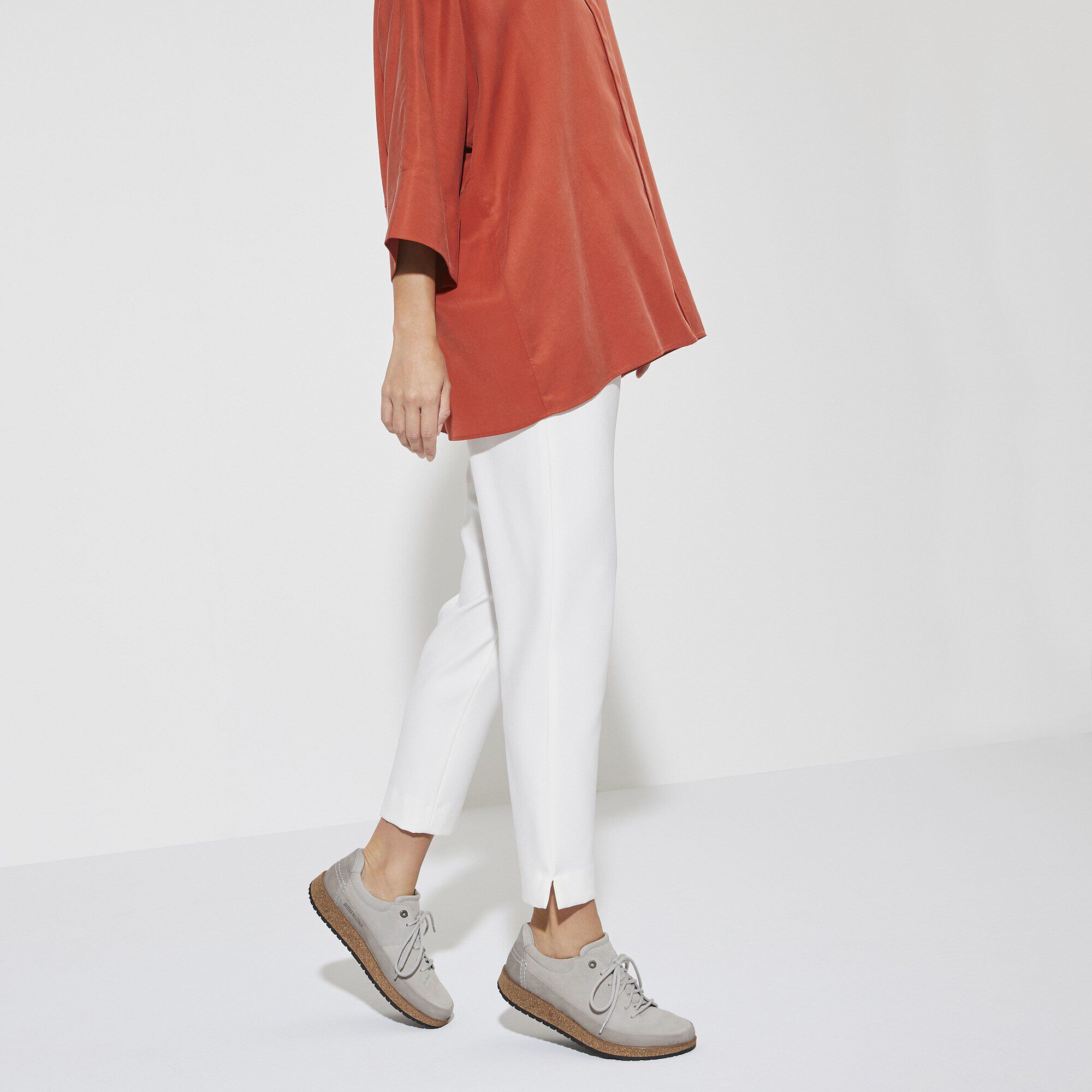 Honnef Low Suede Leather