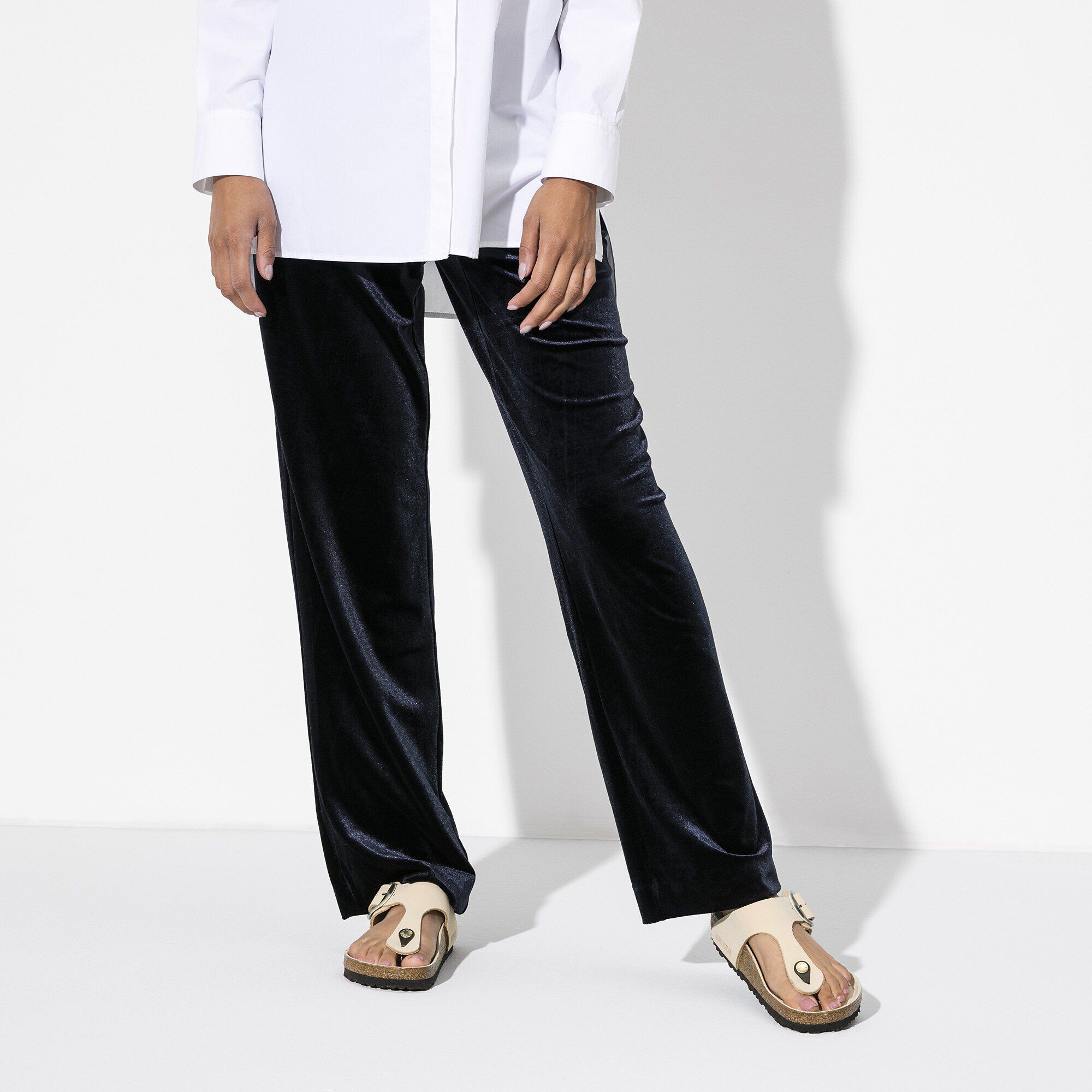 Gizeh Big Buckle Nubuck Leather