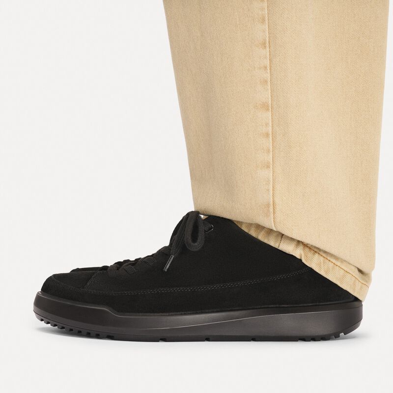 BIRKENSTOCK Melbourne Suede Leather Black Soft Footbed detail