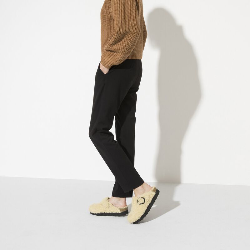 BIRKENSTOCK Boston Big Buckle Platform Fur Teddy Eggshell Walk Edit detail