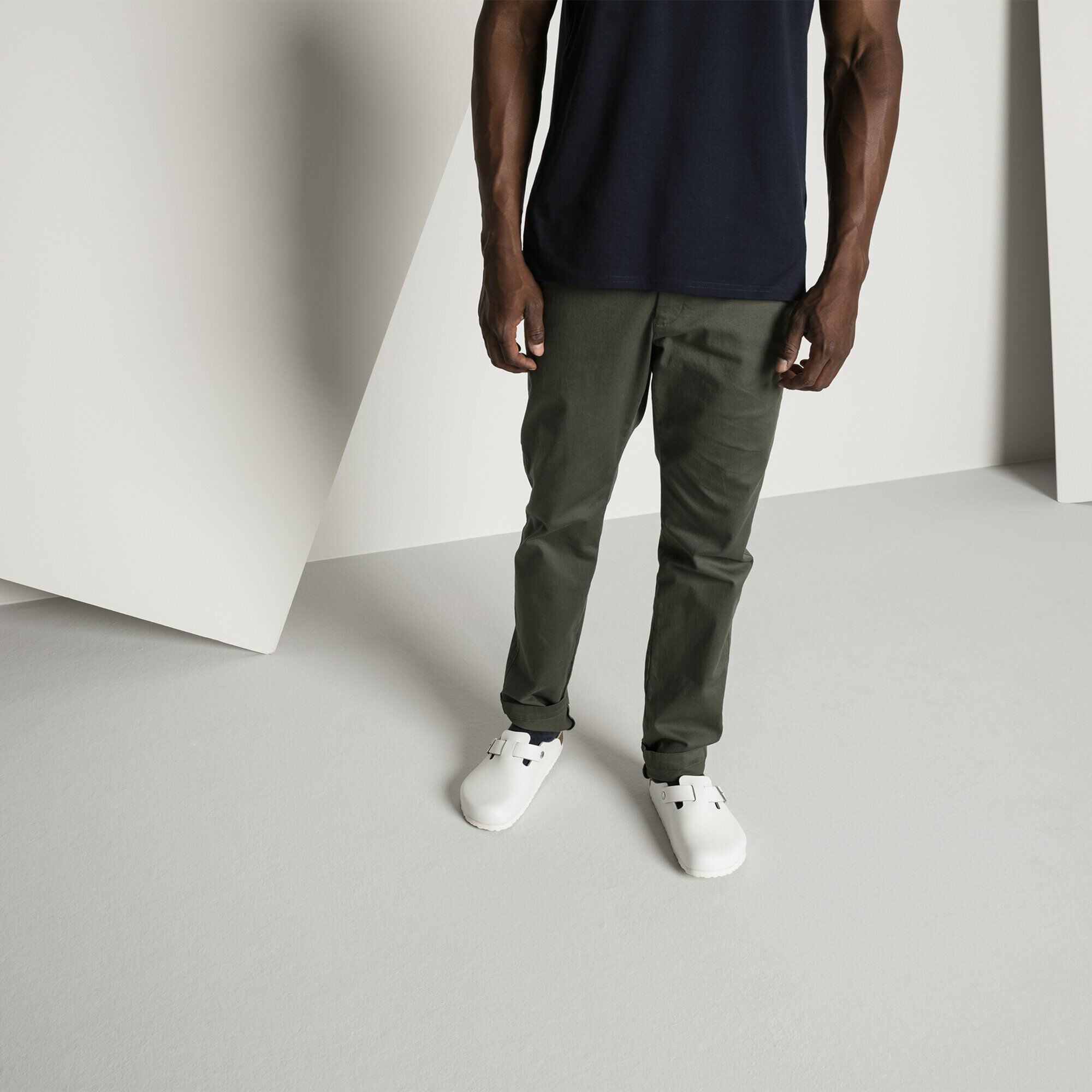 Boston Soft Footbed Leather Close-up with a male model