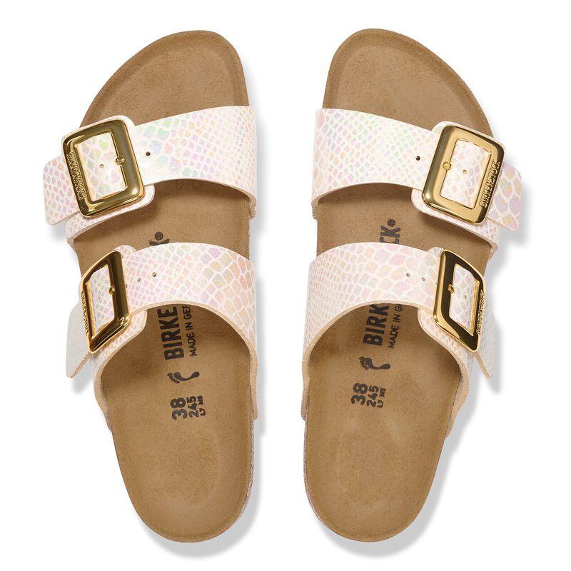BIRKENSTOCK Sydney Cushion Buckle Synthetik Shiny Snake Cream Classic Fit detail