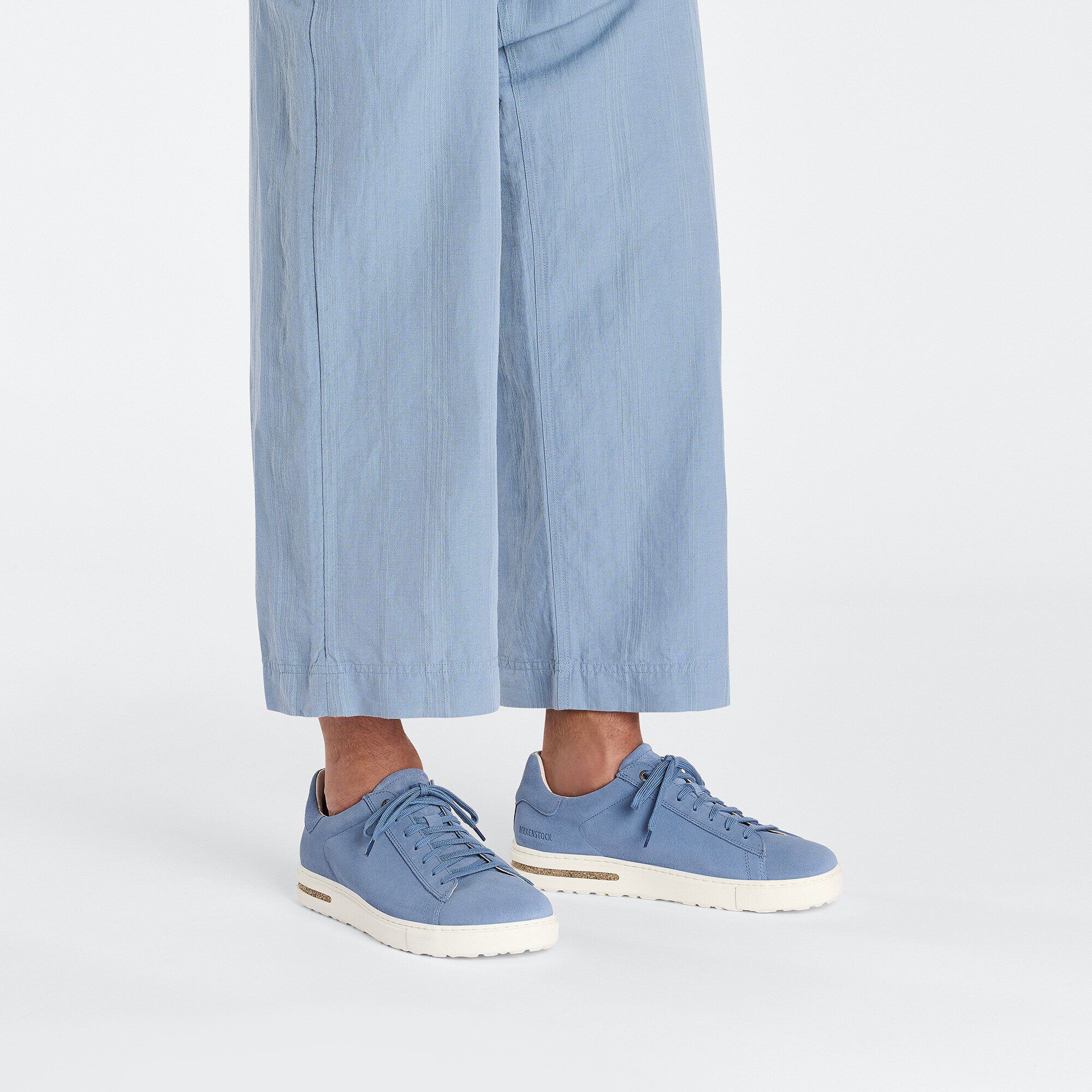 Bend Low Suede Leather