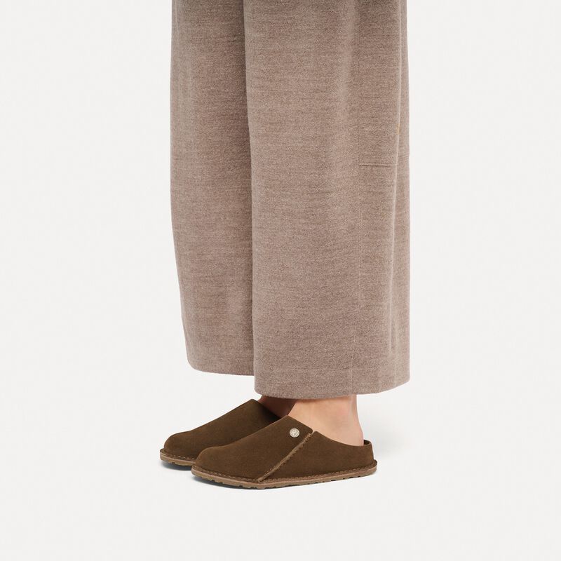 BIRKENSTOCK Zermatt Premium Suede Leather Carafe Soft Sole detail