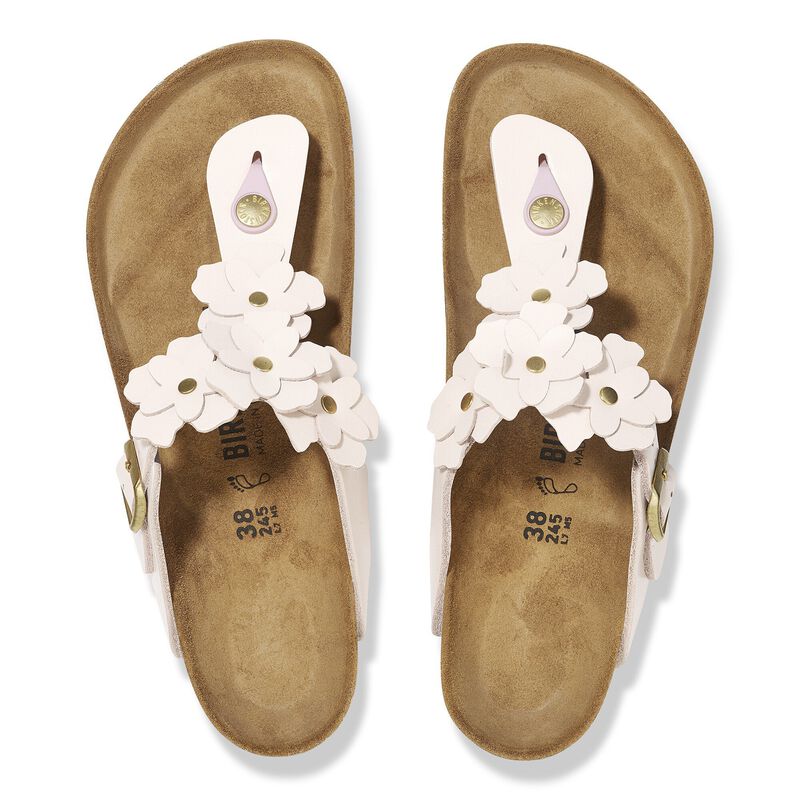 BIRKENSTOCK Gizeh Flower Embellishment Natural Leather Light Rose detail