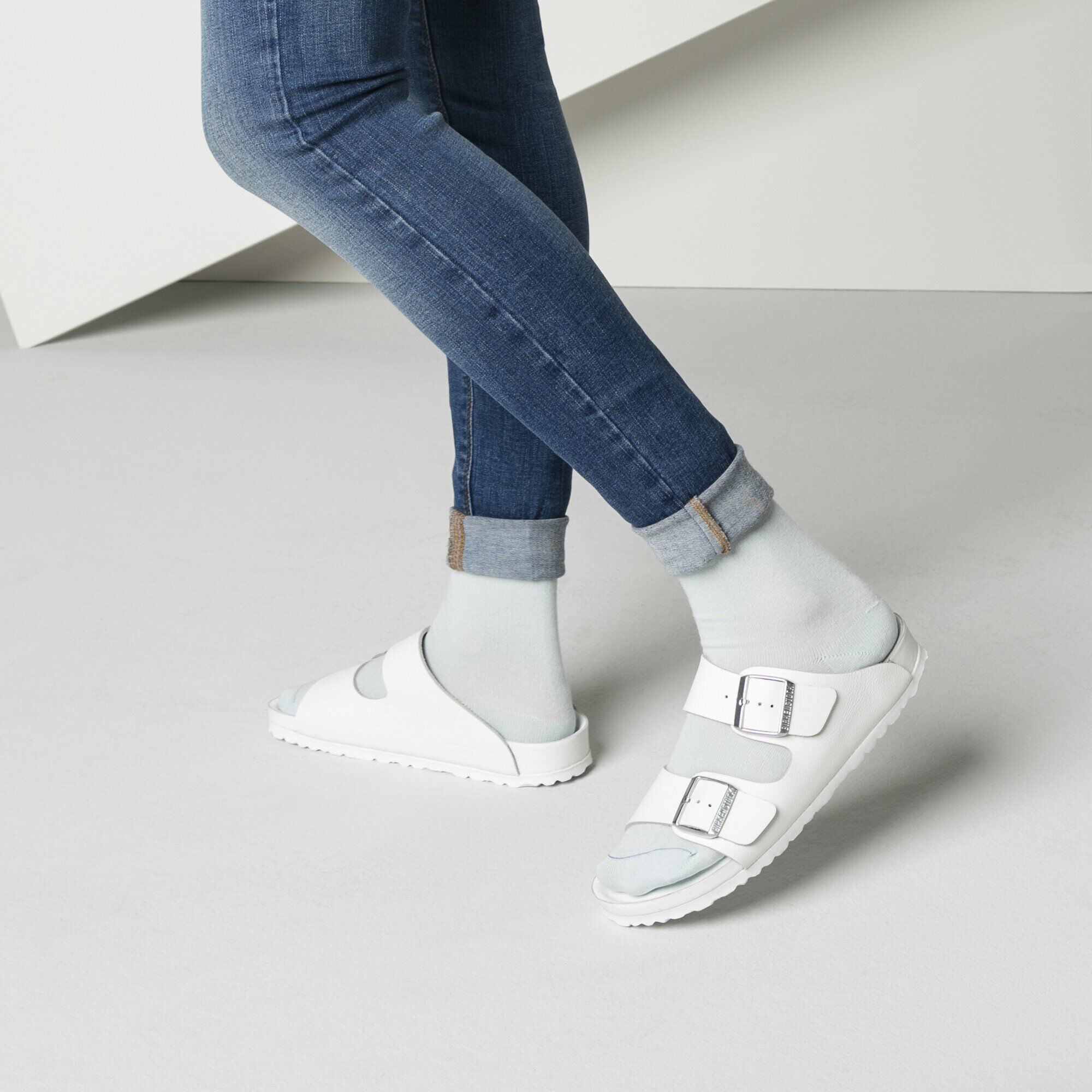 Monterey Exquisite Leather Close-up with a female model