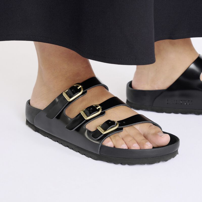 BIRKENSTOCK Florida Fresh Natural Leather Patent High Shine Black Lounge Fit detail