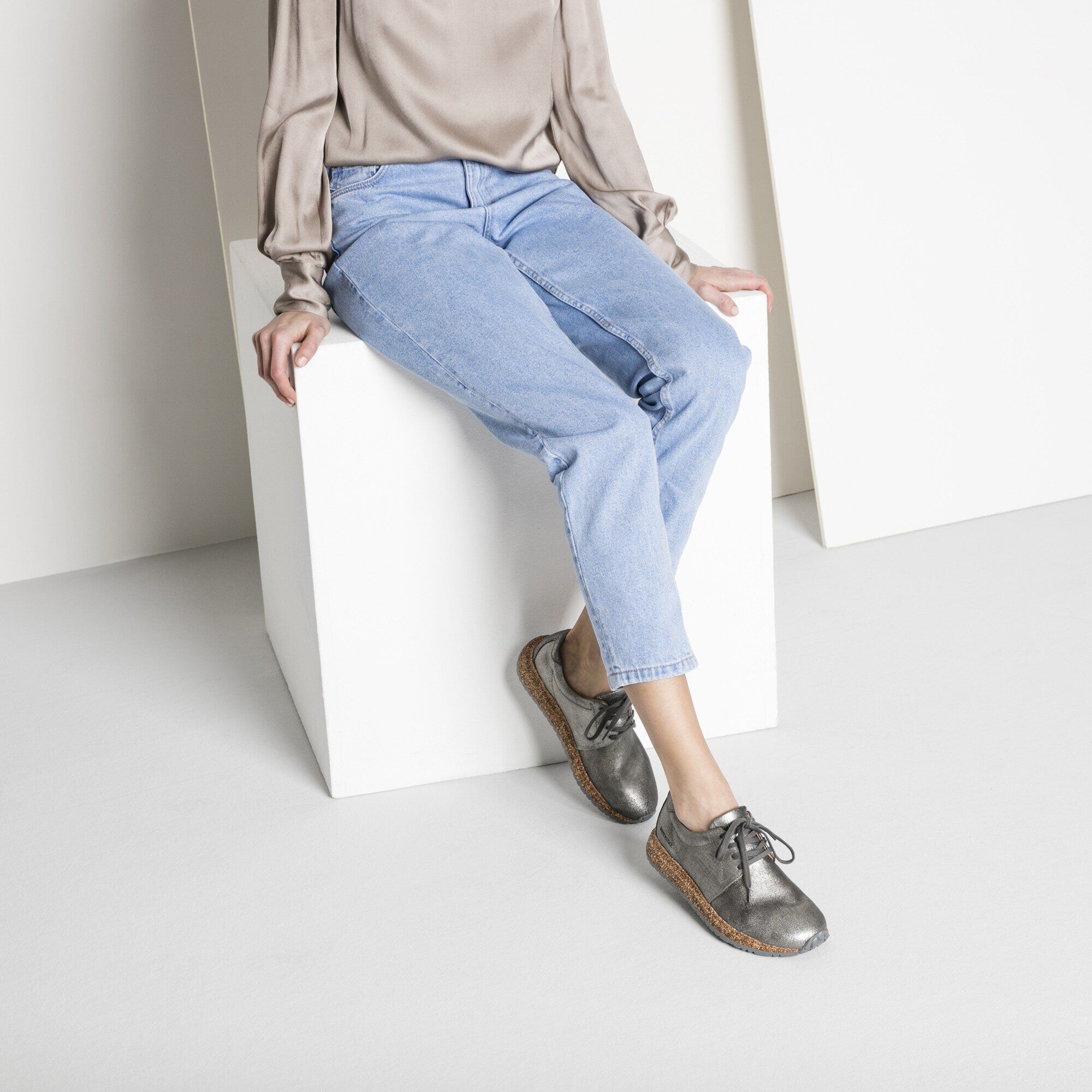 Wrigley Women Leather