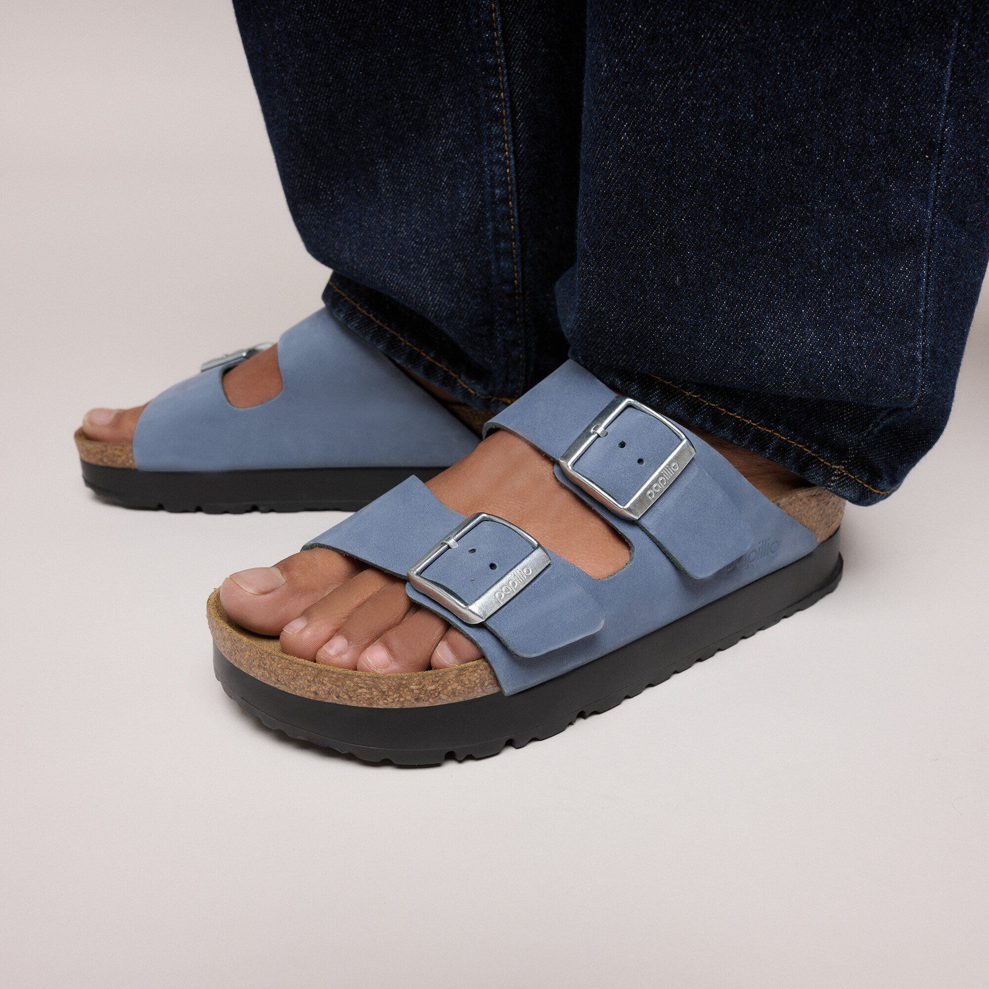 Arizona Flex Platform Nubuck Leather in Color Stone Blue