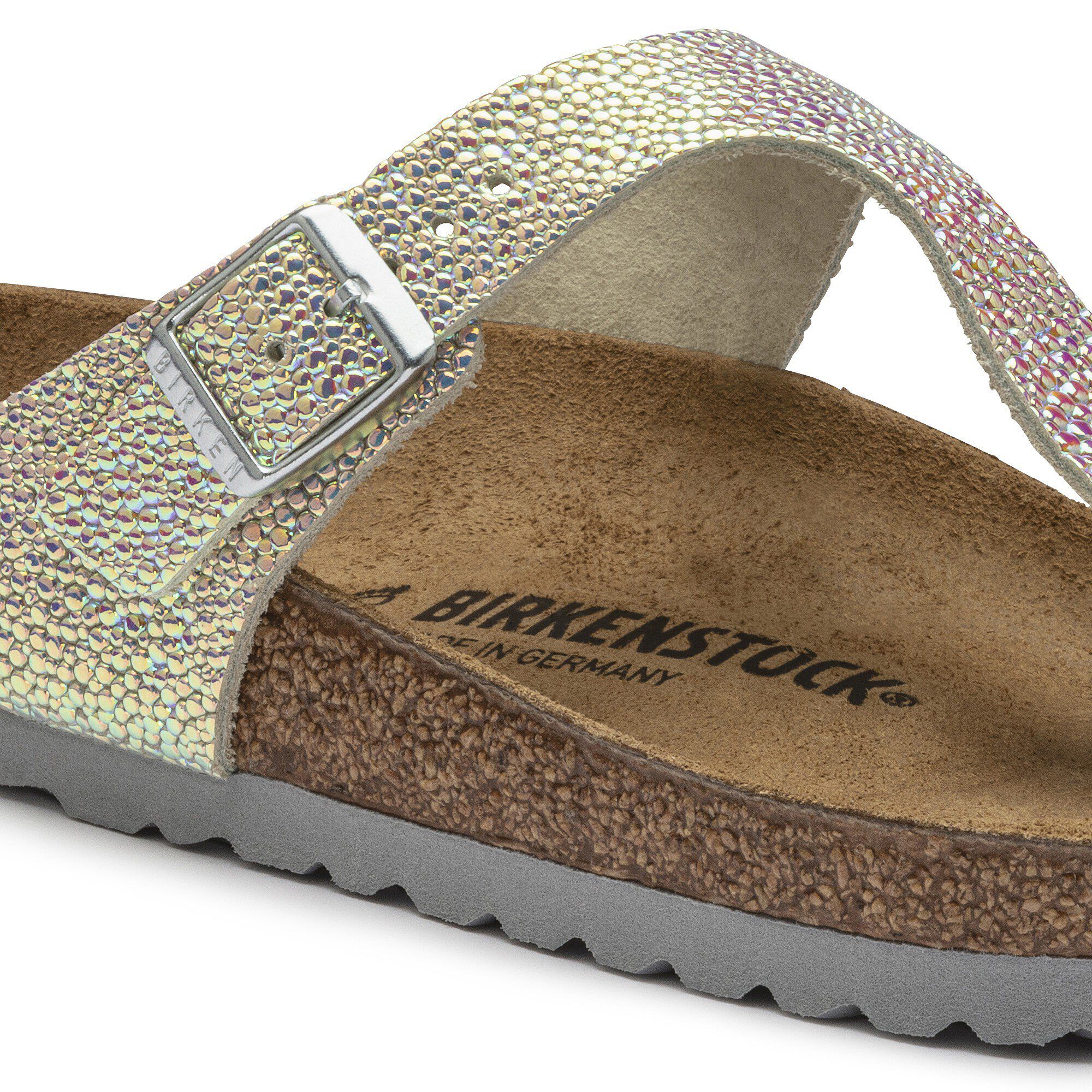 Gizeh Leather Close-up view showing material detail