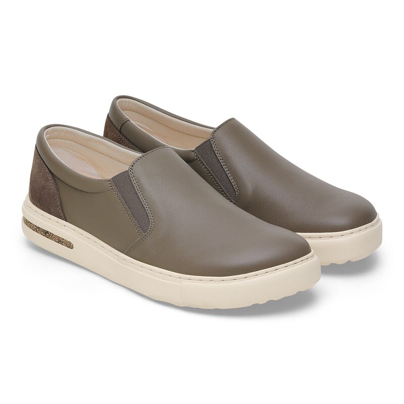 BIRKENSTOCK Oswego Mixed Leather Concrete Gray Soft Sole detail