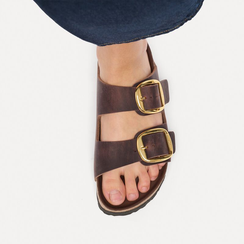 BIRKENSTOCK Arizona Big Buckle Natural Leather Oiled Habana Classic Fit detail