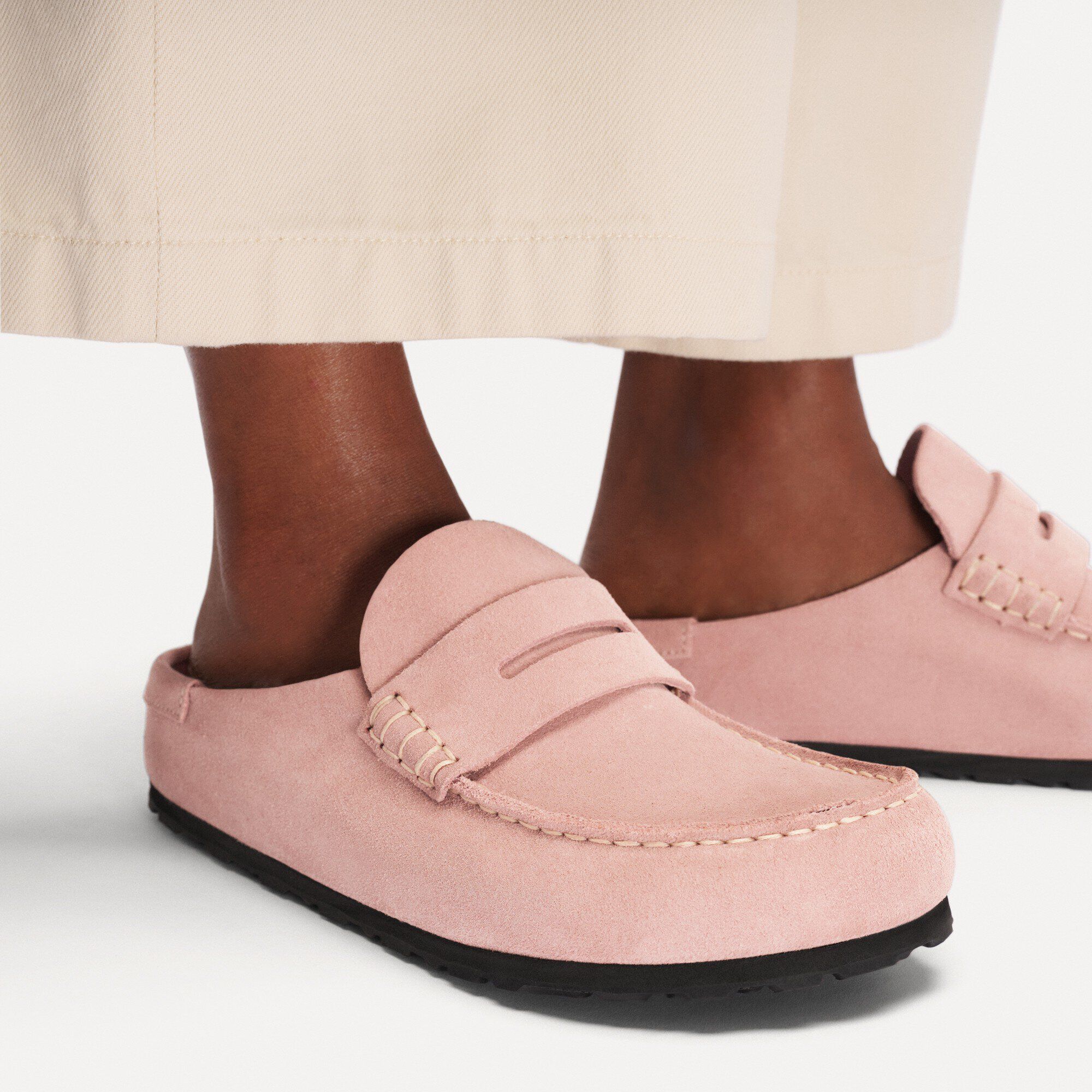 Naples Wrapped Suede Leather Close-up with a female model