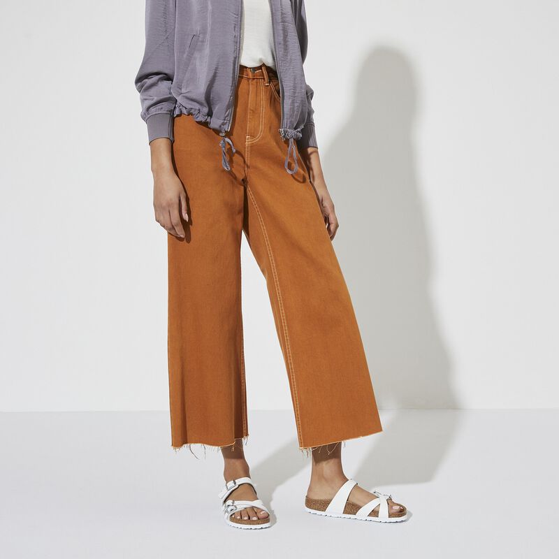 BIRKENSTOCK Franca Natural Leather White Walk Edit detail