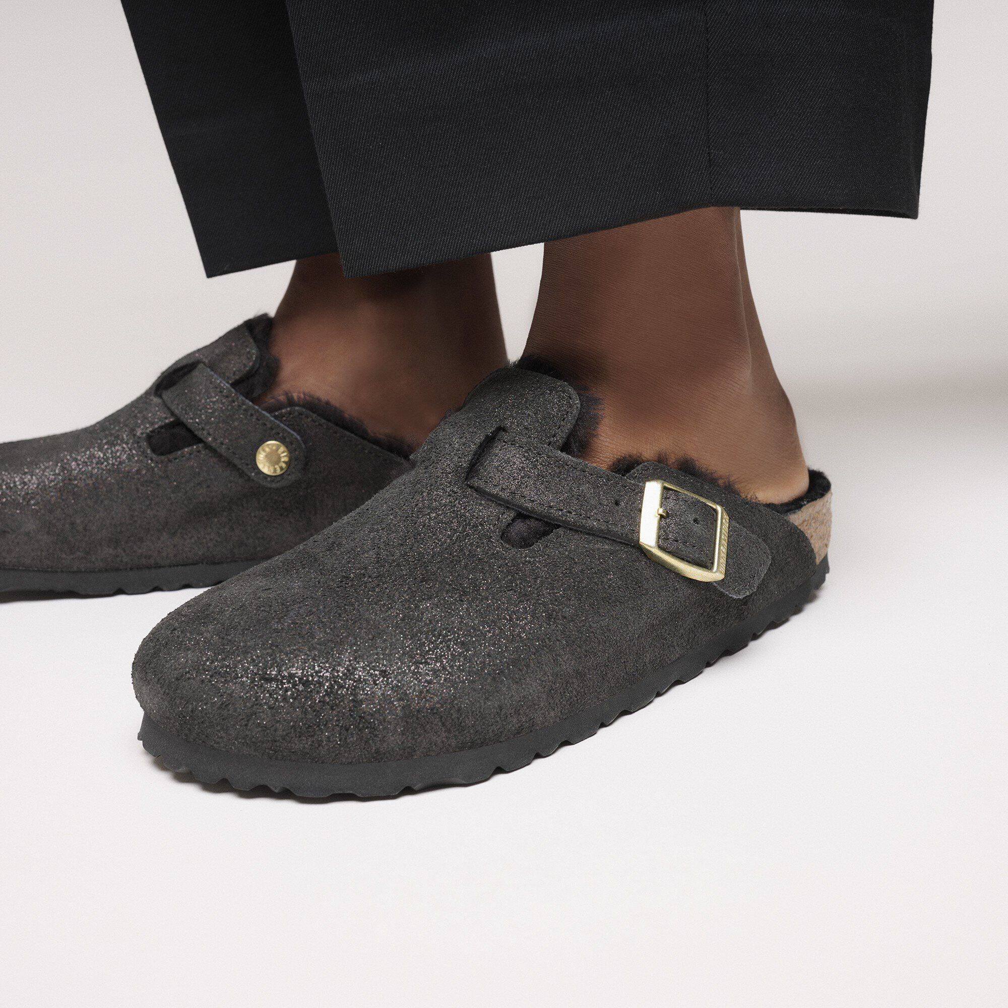 Boston Shearling Suede Leather-Shearling in Color Black Suede