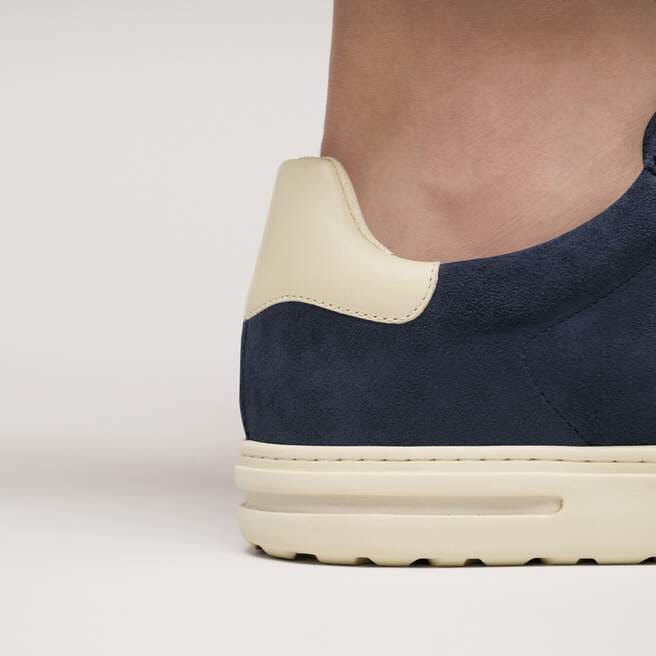 Bend Low Suede Leather